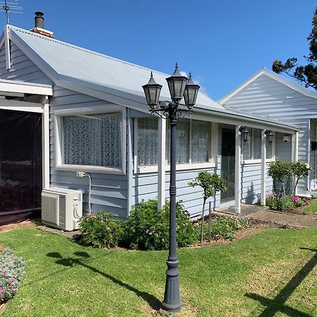 That Seaside Cottage - Fully Equipped Home, 4 Bedrooms On The Foreshore Tooradin Экстерьер фото