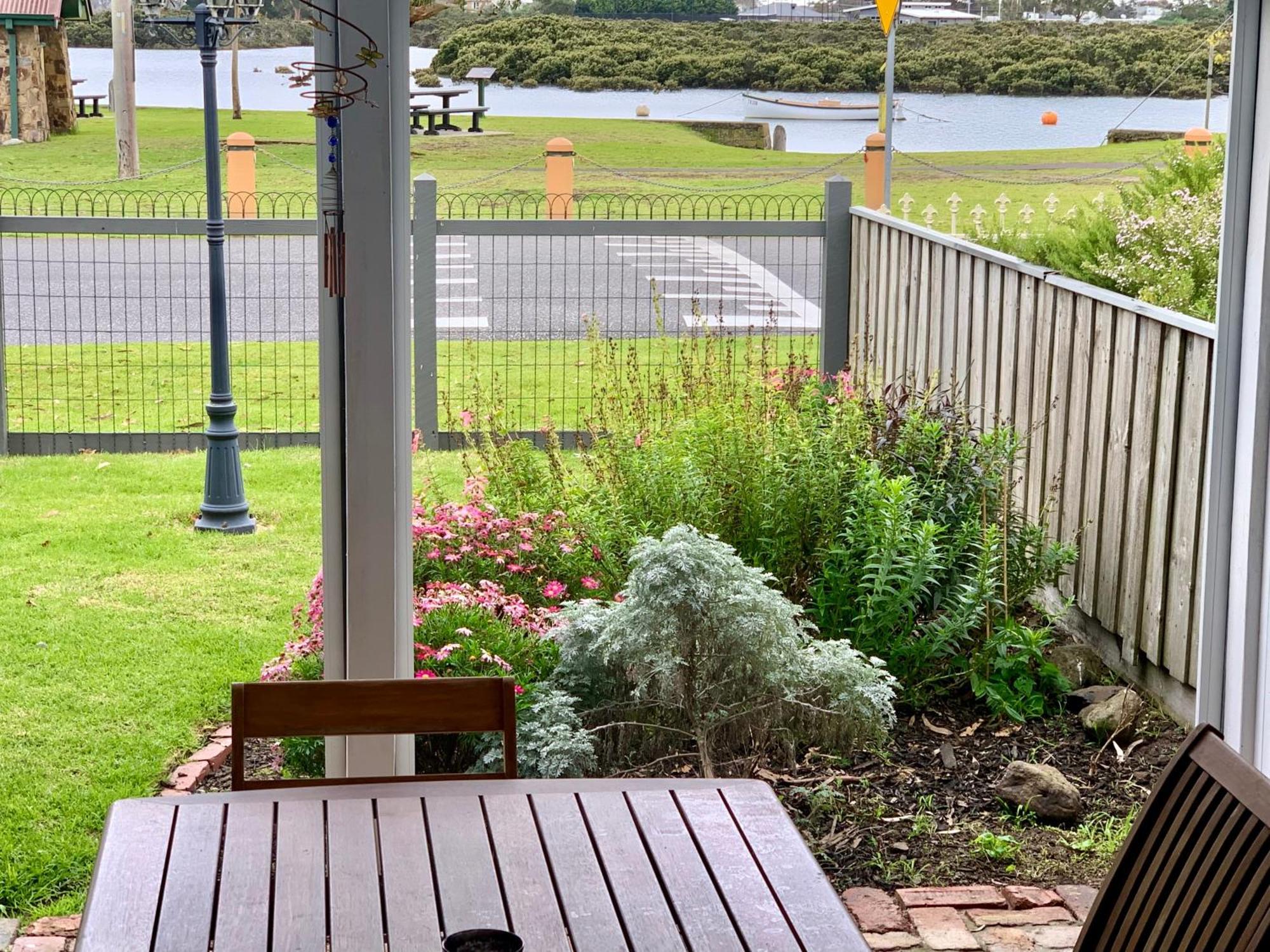 That Seaside Cottage - Fully Equipped Home, 4 Bedrooms On The Foreshore Tooradin Экстерьер фото